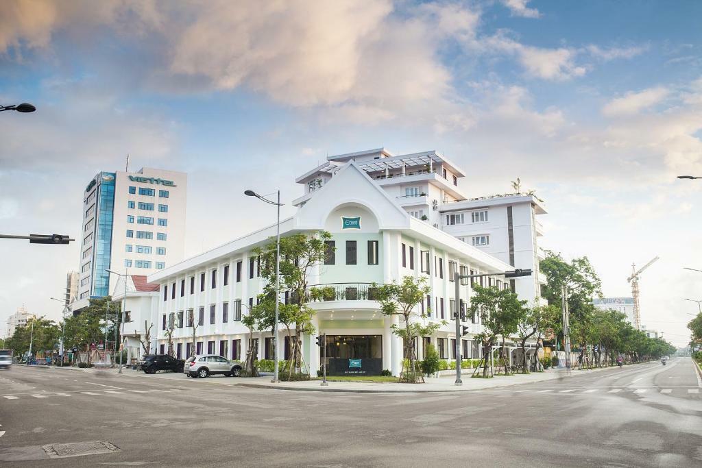 Emm Hotel Hue Exterior photo